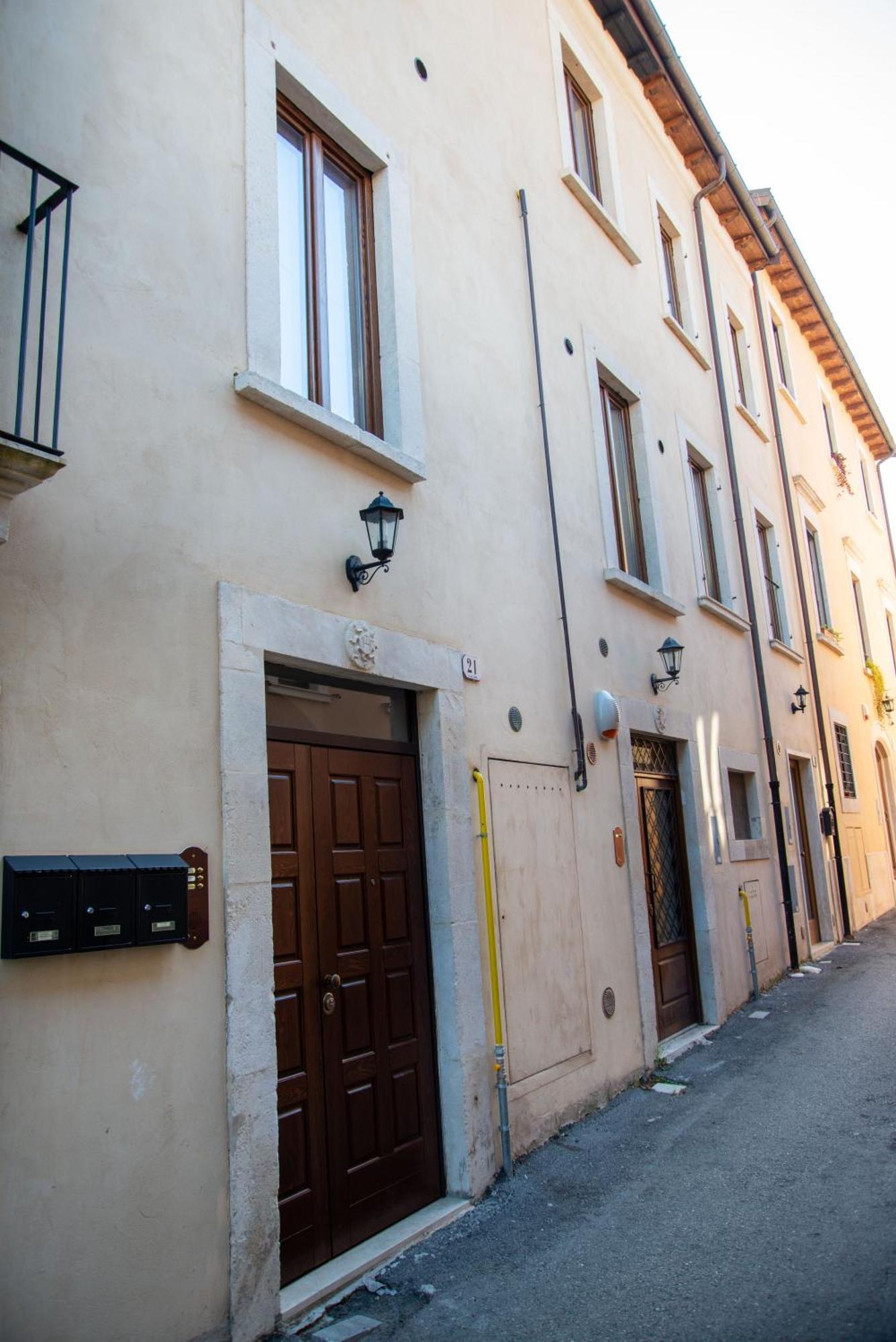 Casa Fedele Apartment L'Aquila Bagian luar foto